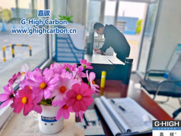 嘉碳員工巧手布置，辦公環(huán)境煥發(fā)新生